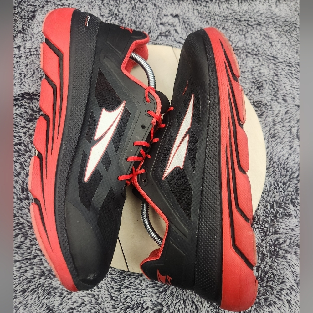 Altra Duo Running Shoes Lightweight Foot Shape Red Black Men's Size 10.5 - Picture 6 of 9